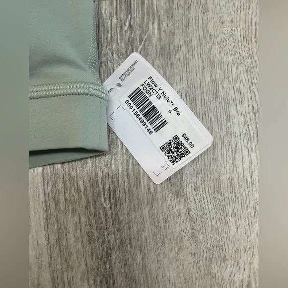 Lululemon Sports Bra Flow Y - Picture 2 of 4